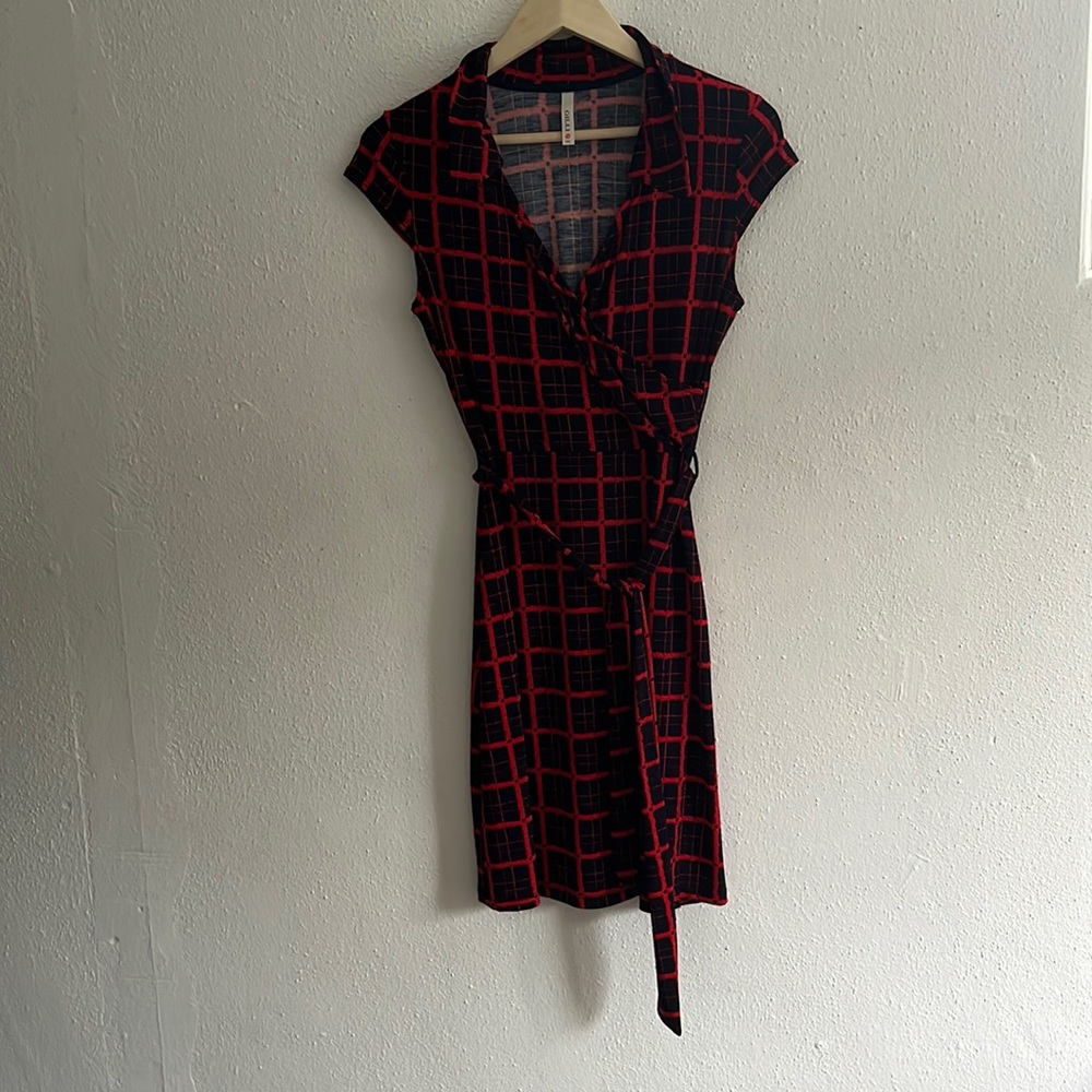 Women’s dress